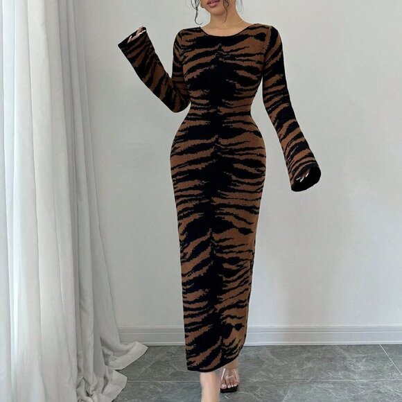 Coffee Brown Elegant Women's Round Neck Long Sleeve Bodycon Dress - Picture 3 of 7